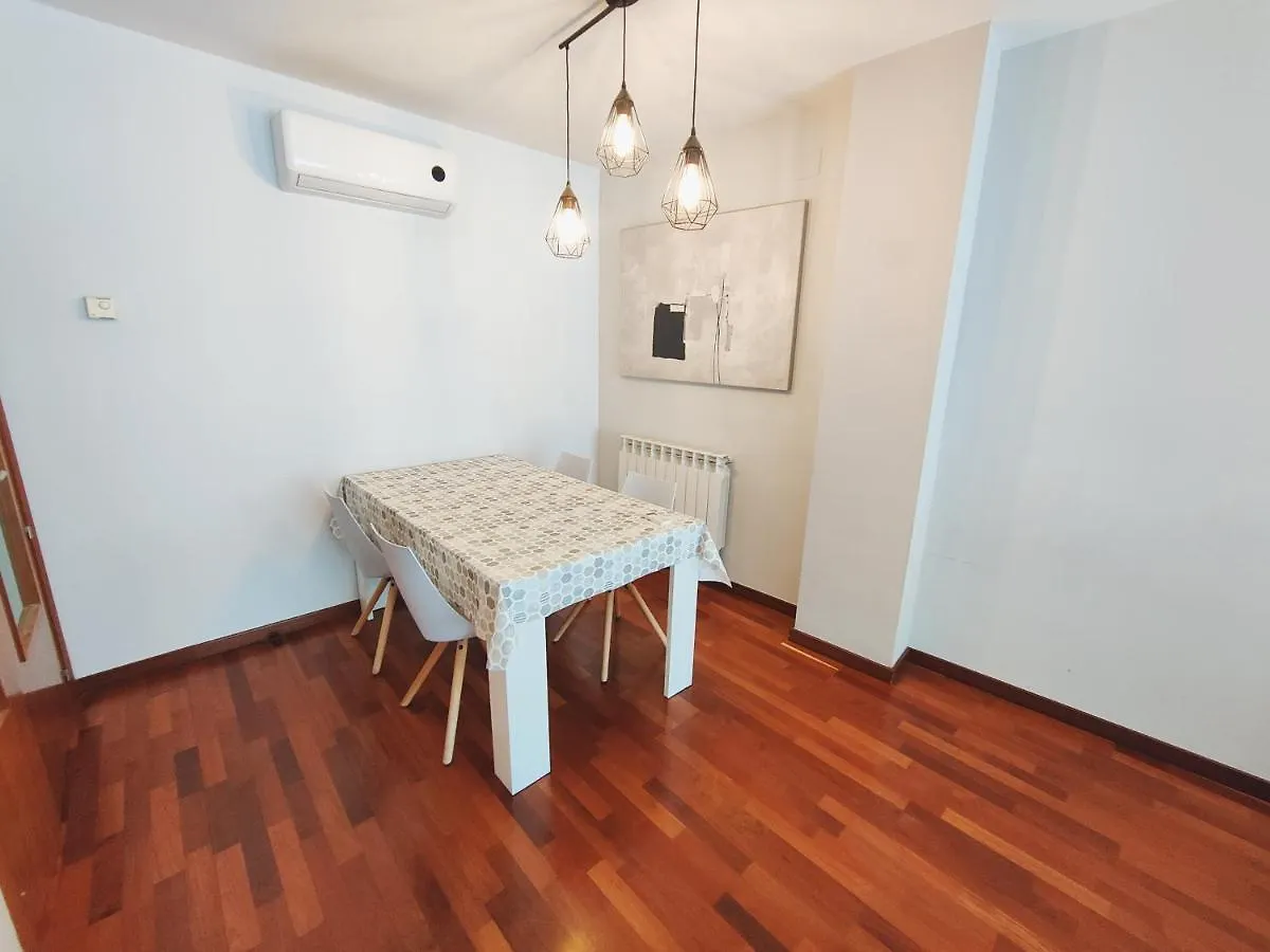Agora Apartments Lleida Spanien